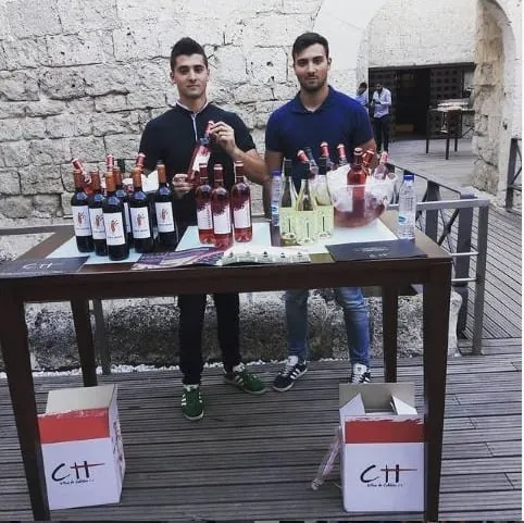 Degustación de vinos C.H. en la bodega